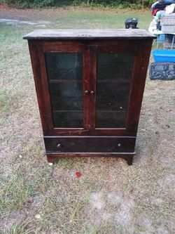 Curio cabinet