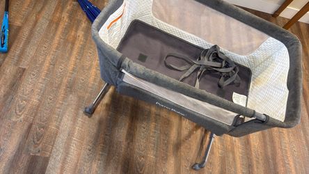 Baby bed side bassinet