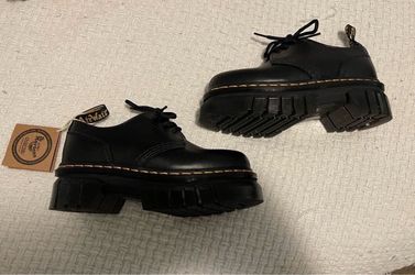 Dr.Marten Platform Shoes Size 5