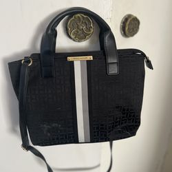 Tommy Hilfiger purse