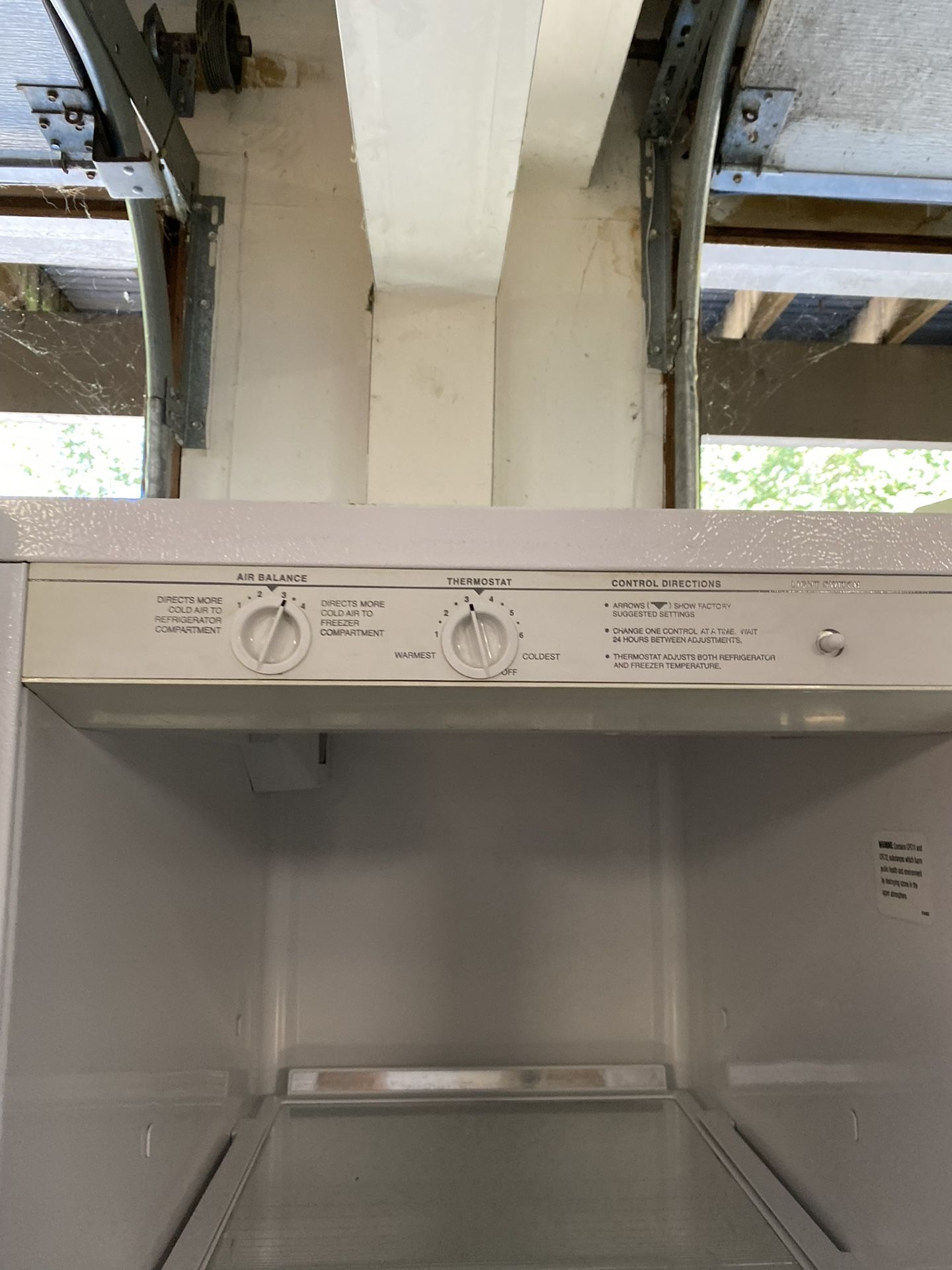 1993 Kenmore Frostless 25 CFT Refrigerator for Sale in Arlington, WA