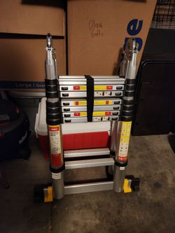 Telescopic Ladder - Lighly Used