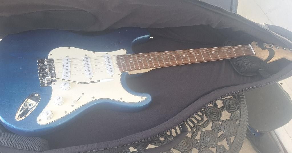 Electric Guitar