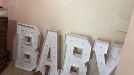 Decoration letters