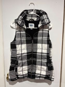 Old Navy Black and White Plaid Hooded Puffer Vest size xs