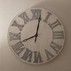 Wall Clock (Off White)