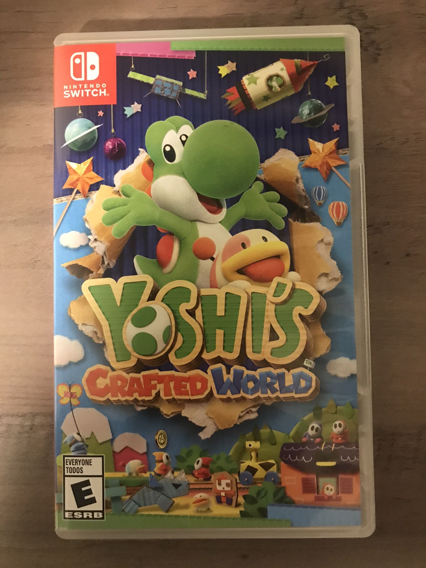 Nintendo Switch Game - Yoshi’s Crafted World