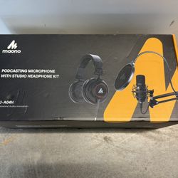 🎙️ Maono AU-A04H Podcasting Microphone Kit - Like New 🎧