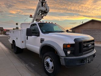 2008 Ford F 450 V10 Bucket lift