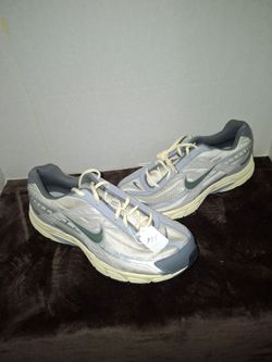 Nice shoes size 11
