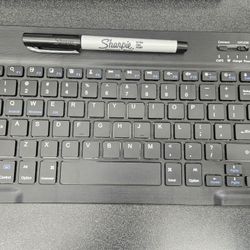 Mini Bluetooth keyboard