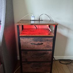 LED with usb/ usbc Night stand
