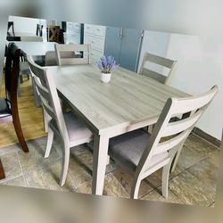 5 pc regular height dining table set