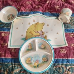 4 Pc Winnie The Pooh Dish Set 