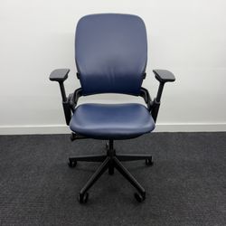 LIKE NEW STEELCASE LEAP V2 LEATHER CHAIR FULLY LOADED WITH ADJUSTABLE LUMBAR SUPPORT  