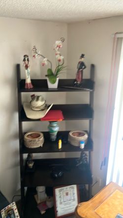 CORNER SHELF