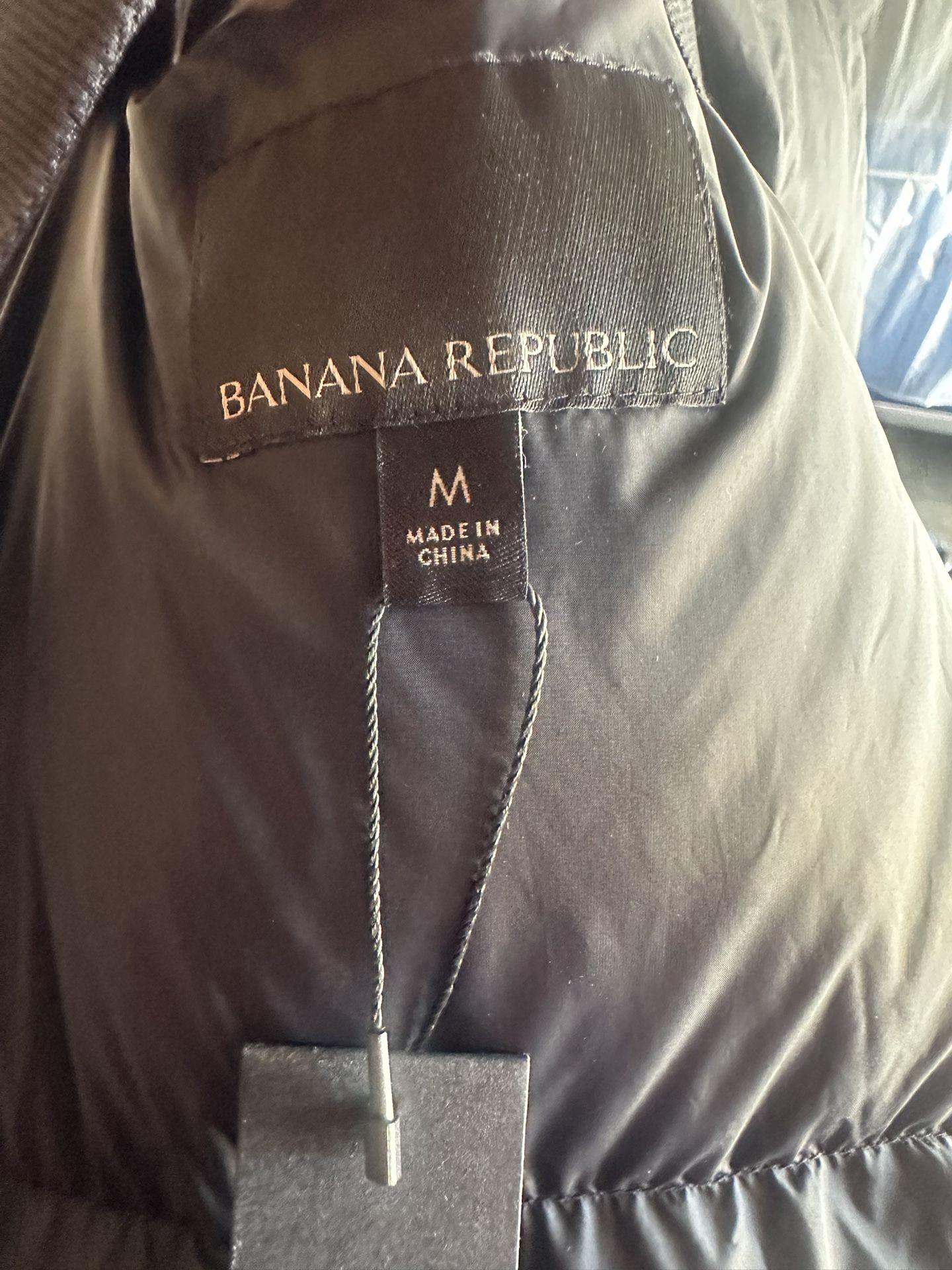 NEW Banana Republic Belted Black Puffer Jacket | Size M | MSRP $229 (Selling At Discount) | Winter Coat with Hood