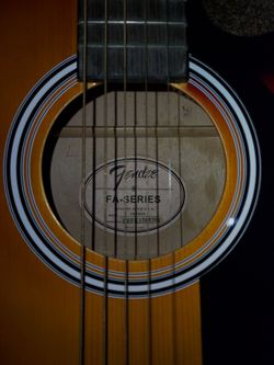 Acoustic 6 string Fender Guitar