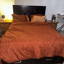 Storage Queen Bed Frame With Mattress / No Boxprings Needed