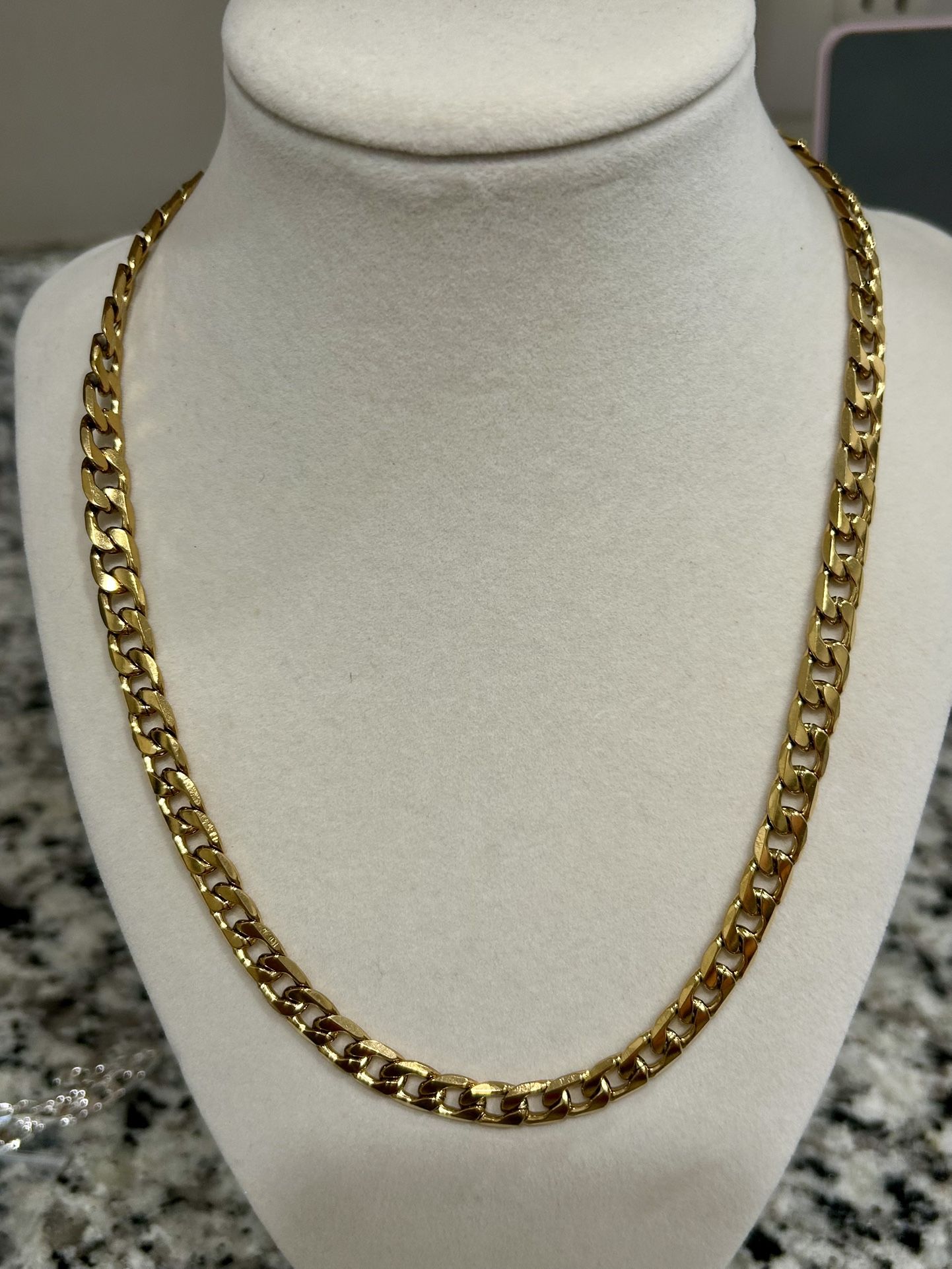 New 18 karat gold plated over stainless steel necklace chain