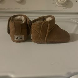 Baby Uggs (0-1)