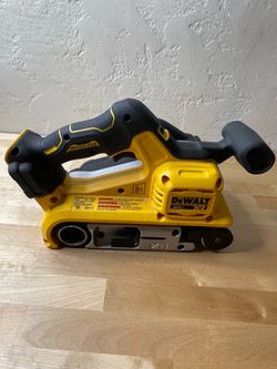 DEWALT 20-Volt Cordless Belt Sander (Tool-Only)