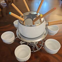 Burton Deluxe Fondue Set