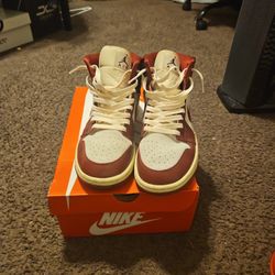 Air Jordan Mid Womens Size 11