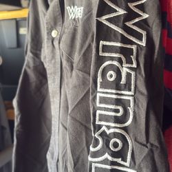 Wrangler Long Sleeve Men’s Size M 