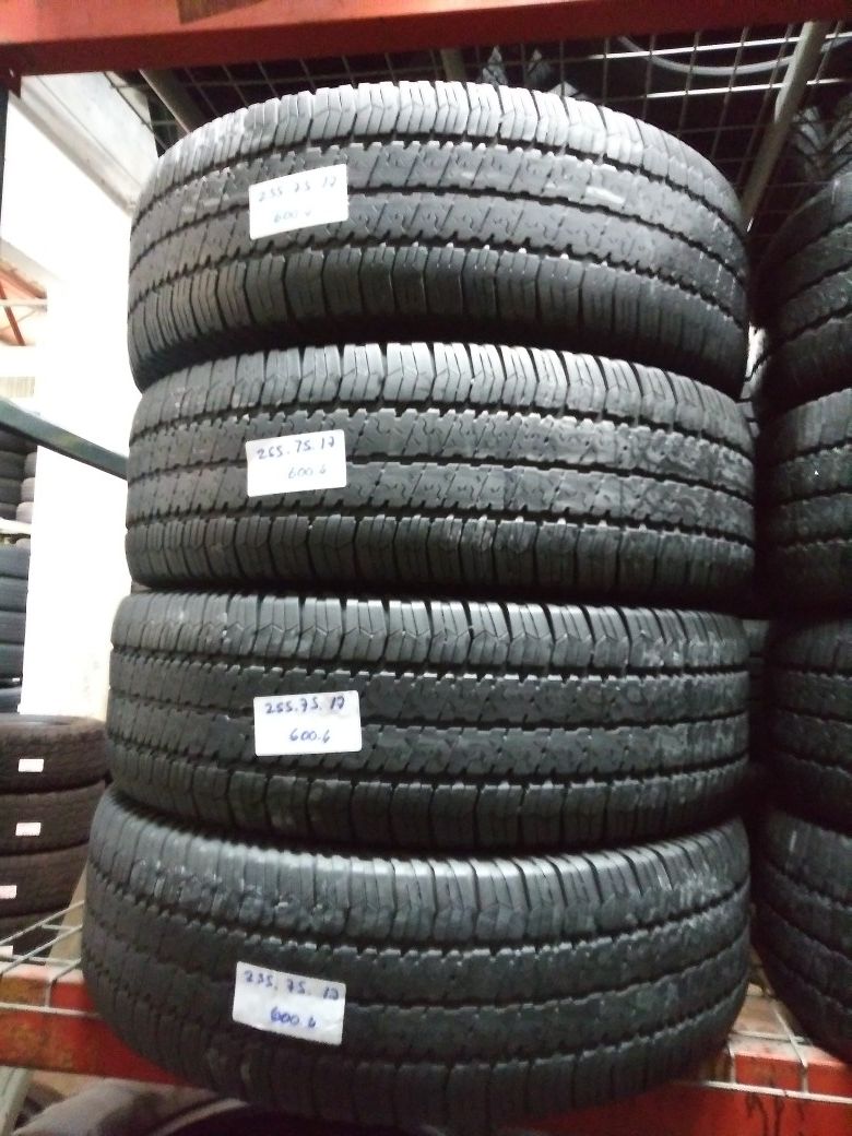 255 75 17 Goodyear Wrangler 255/75R17 used matching tires P255/75R17 for  Sale in Fort Lauderdale, FL - OfferUp