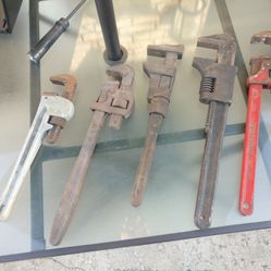 Pipe Wrenches 