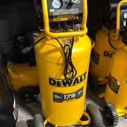 Dewalt 26 Gallon Air Compressor