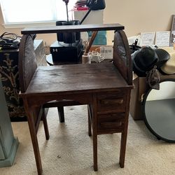 Child Desk
