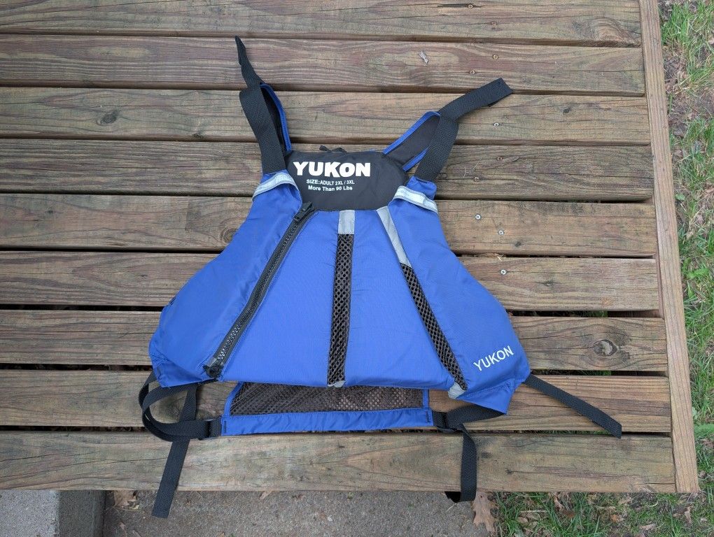 The Yukon Sport Paddle Life Vest 2x/3x