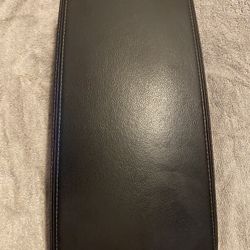 2016-2018 Nissan Altima Arm Wrest