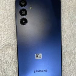 Samsung A15 6U (128GB) (Only phone) - Like new