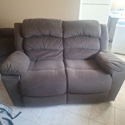 Reclining Couch & Loveseat Set