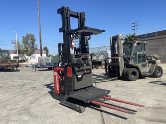order picker reach truck forklift