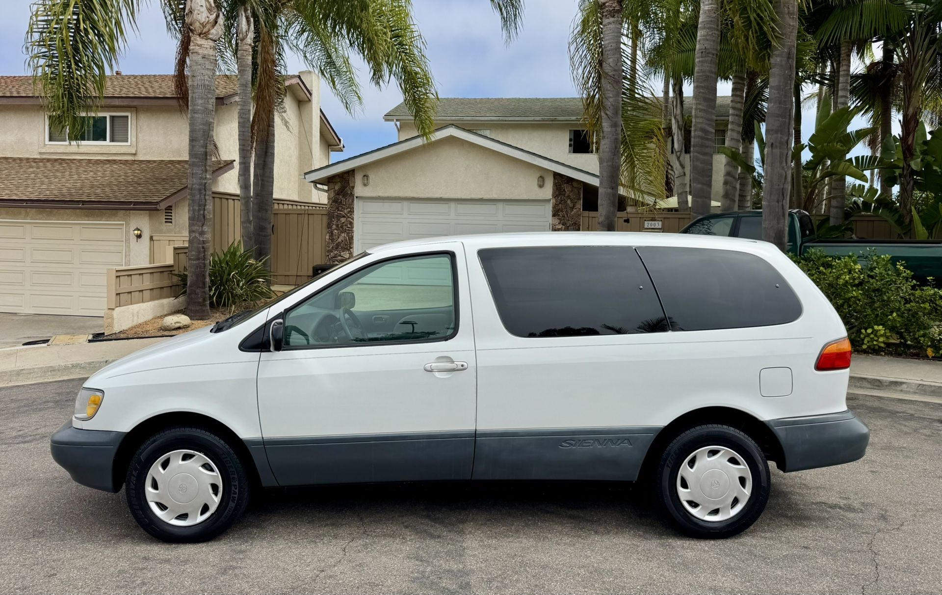 1998 Toyota Sienna