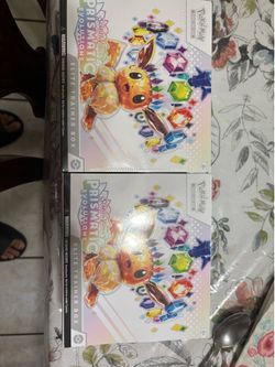 Pokemon prismatic etb