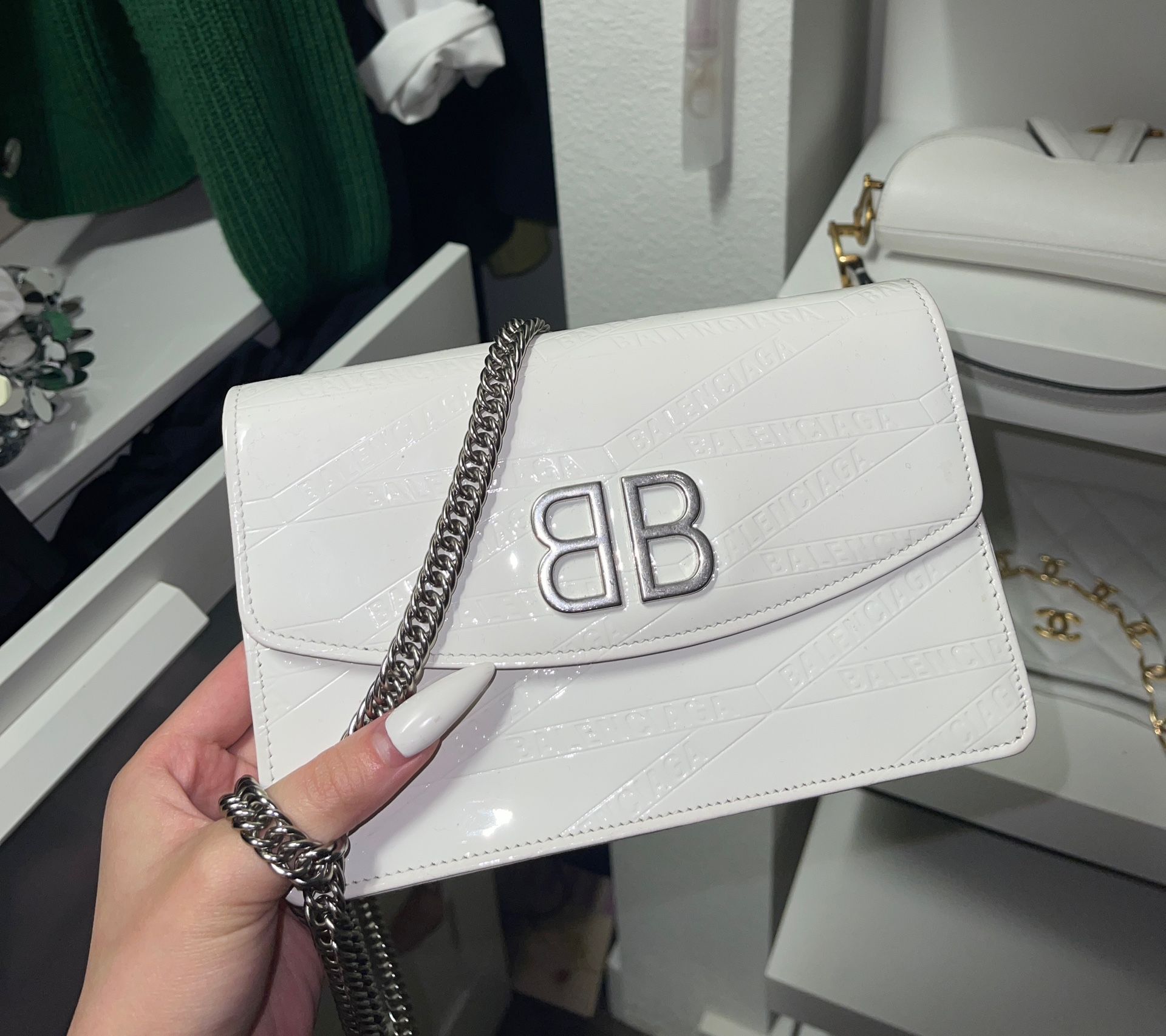 BALENCIAGA BB wallet on chain BLANC OPTIQUE for Sale in Seattle