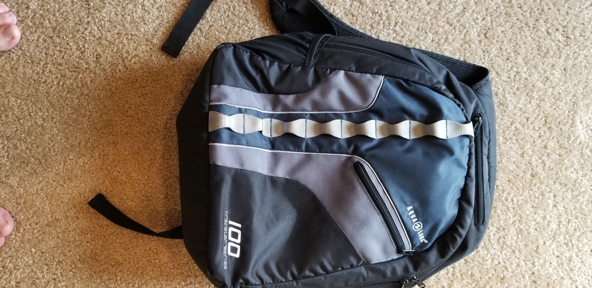 Aqualung backpack