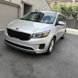 2015 KIA Sedona