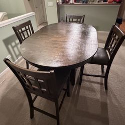 Counter Top Height 4-seater Dinning Table 