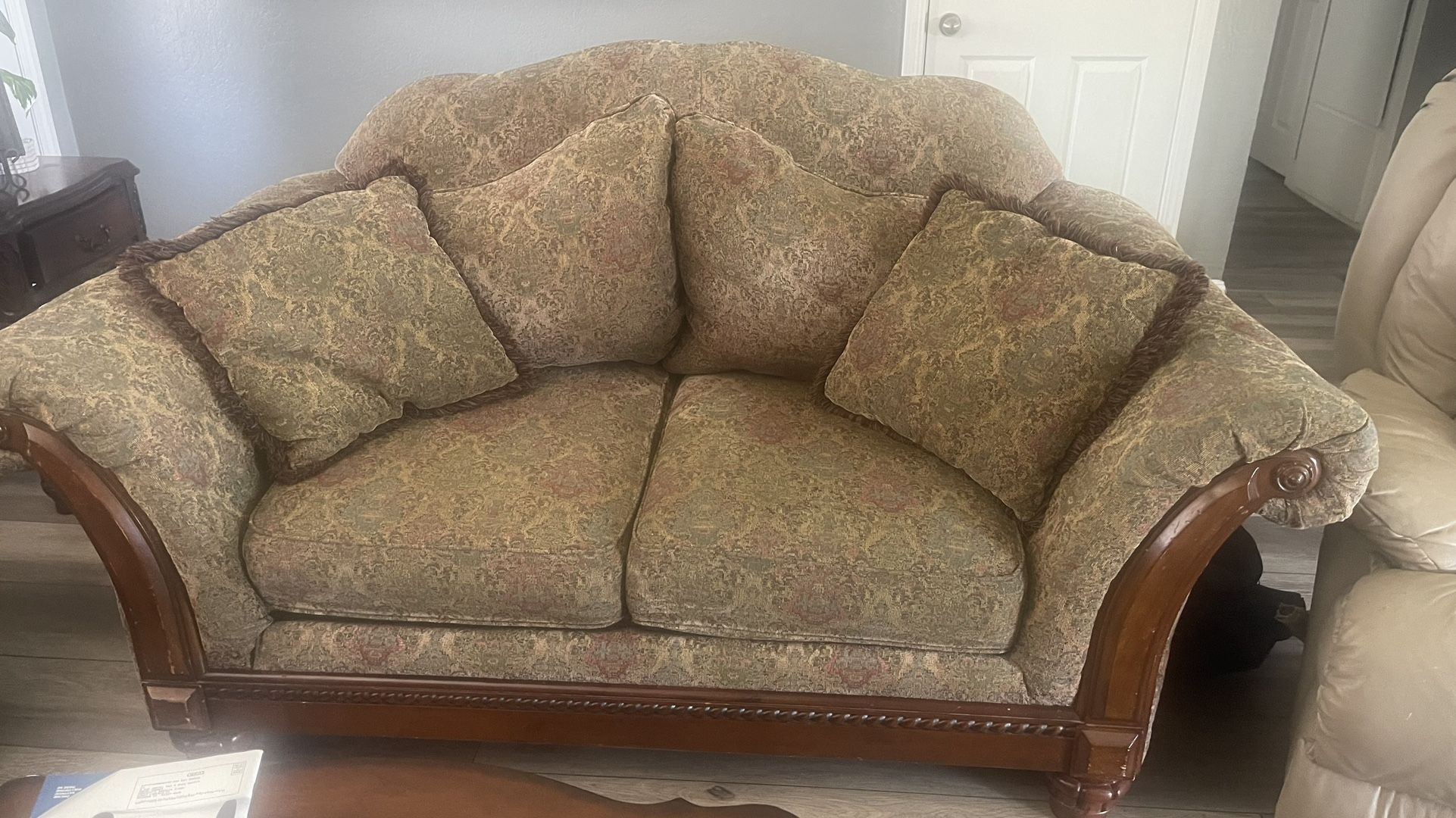 Sofa & Loveseat