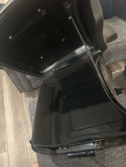 2020 roadking saddle bags and seat
