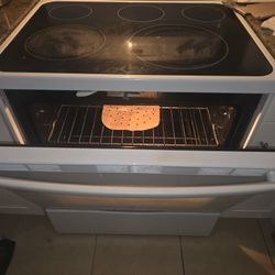 Ge 30 Inch Stove $175