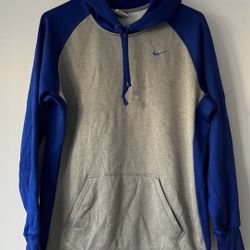 Nike Sweatshirt- Like New- Medium 