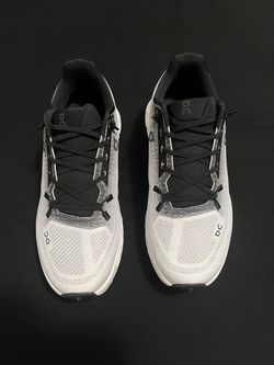 On cloud Running Shoes