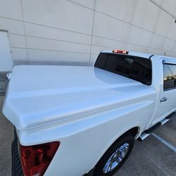 2004-2015 NISSAN TITAN BED COVER Tonneau 5.5 Bed